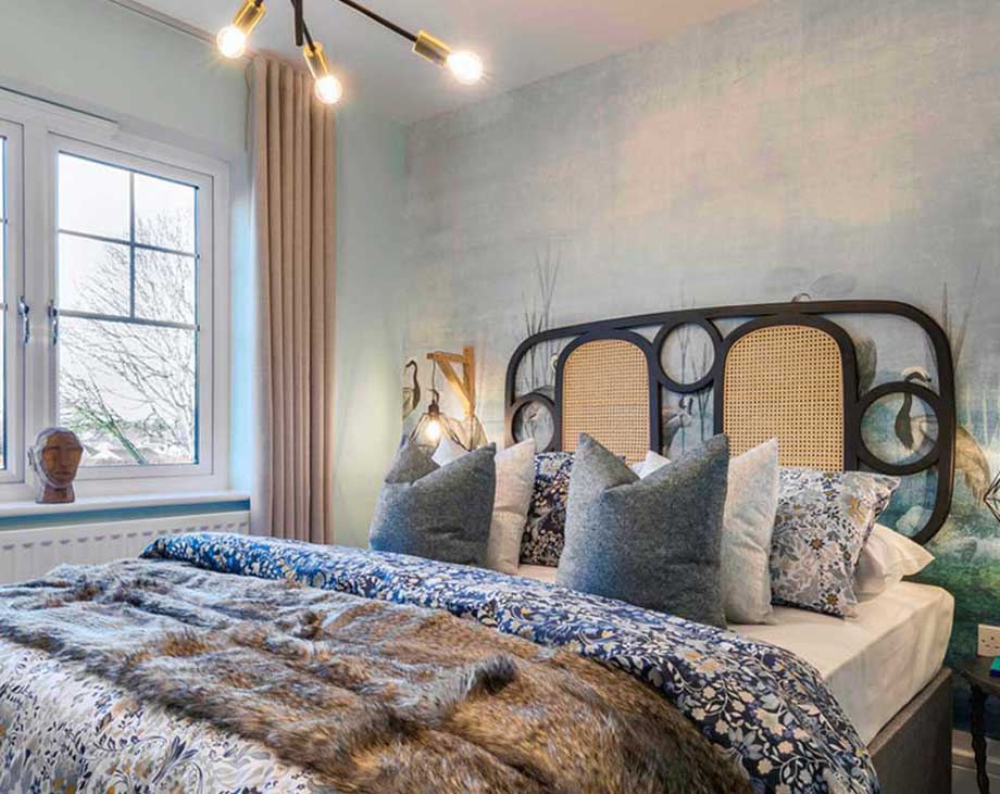 How to style the perfect guest bedroom image